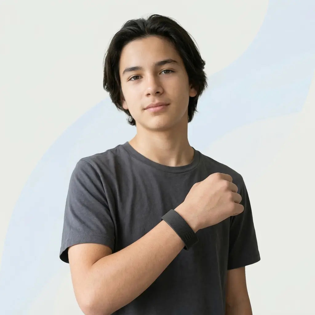 Teen wearing Vibro Band